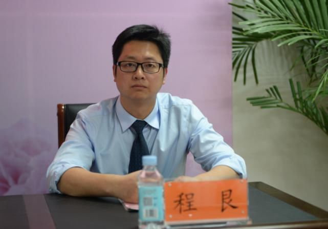  程艮|做一名男护士，是什么体验？