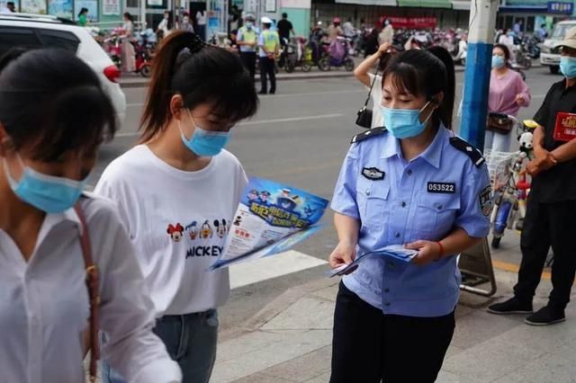 钱袋子|办课堂、讲故事、摆地摊,黄骅公安帮助辖区群众守好自己的“钱袋子”