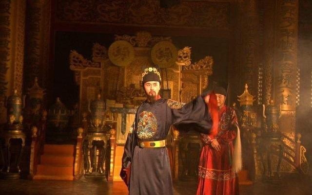 退兵|李自成提出3个条件,只要满足立刻退兵称臣,崇祯:宁可殉国