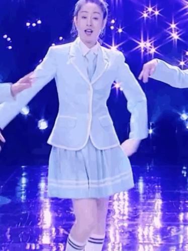  pose|明星们在舞台上的ending pose，也太搞笑了吧