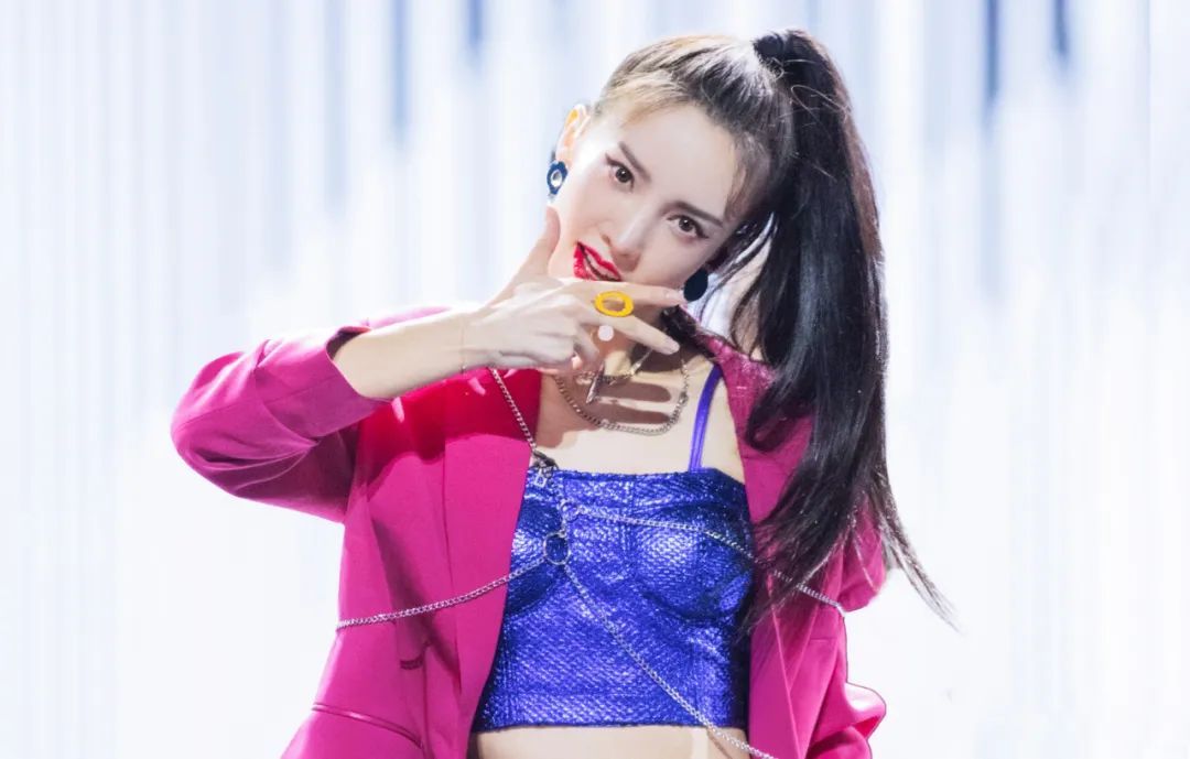 金晨|《乘风破浪的姐姐》三轮公演过后连宁静都输了,她俩却未尝败绩!