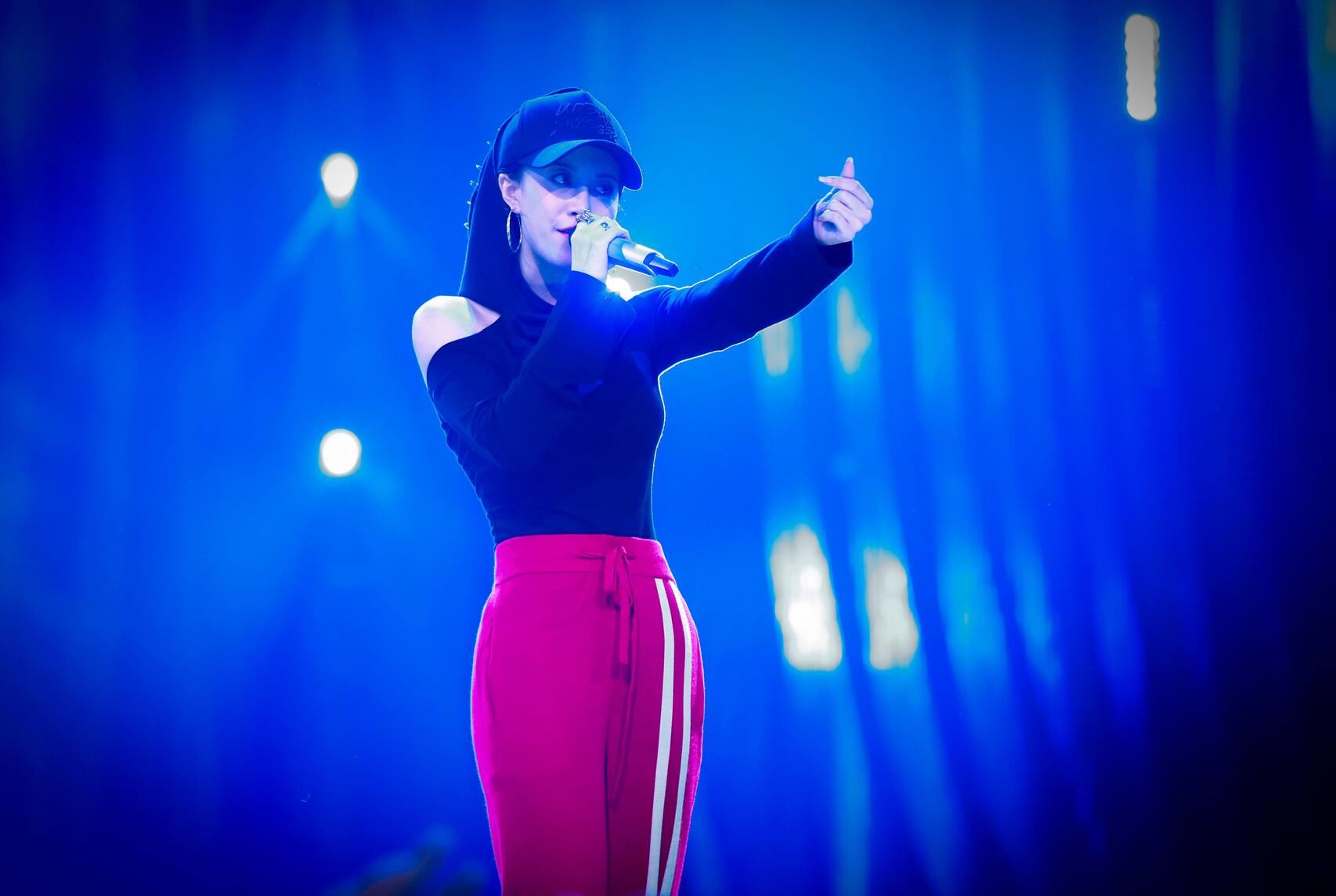  学员|她靠《好声音》走红，是那英战队得力学员，今被知名导演宠成公主