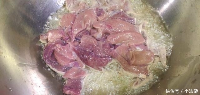  猪肝|“天然补血菜”被发现，女人一周吃2次，小脸红润气色好！