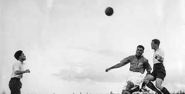  踢服|别骂国足了！在100年前，他们可以完虐日本、踢服英国