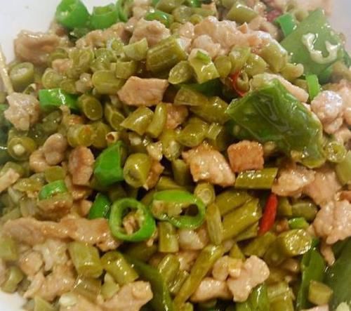 体重|豆角加它炒,排毒比“泻药”管用,刮油瘦小腹,体重悄悄变2位数