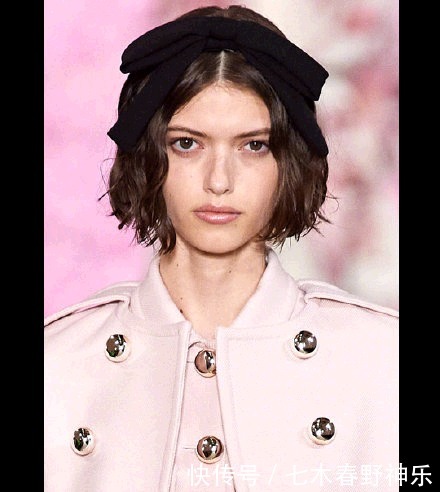 时节|十分吸睛! 初秋时节,质感棕色系发色彰显精致慵懒气质