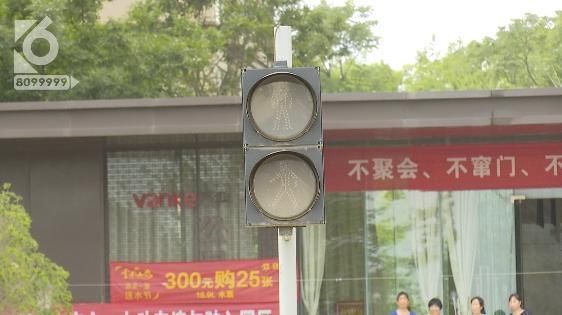  电动车|昆明新螺蛳湾附近有个“死亡路口”几乎每天都发生交通事故！记者调查时目睹又一起事故发生