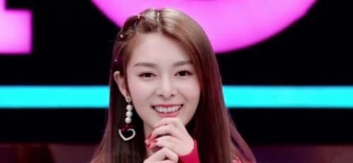  舞台|火箭少女解散后首度合体，再穿101首秀服装引发粉丝回忆杀！