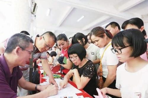  不知所措|填报志愿时，困扰很多学生的3大难题，就连学霸也不知所措！