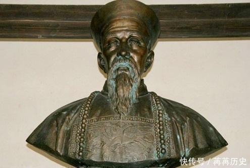 取代|曾国藩有50万兵马未造反,袁世凯仅有7万人马,为何敢取代清朝