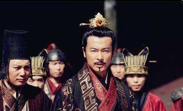 皇帝|儒生指责皇帝穷兵黩武,皇帝一招制服他,结果却遭后人非议