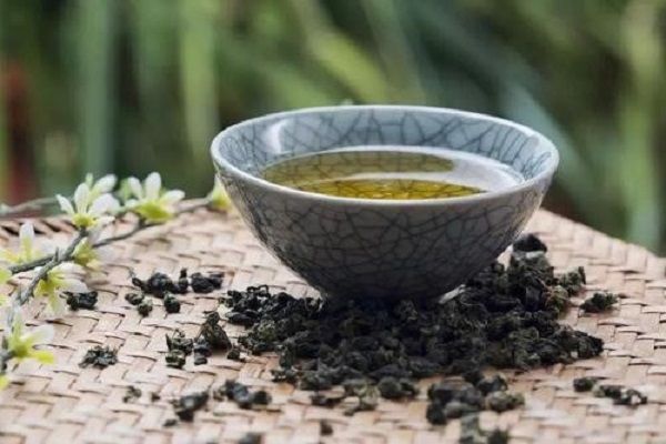 六色|茶分六色之类，为什么青茶又名乌龙茶？