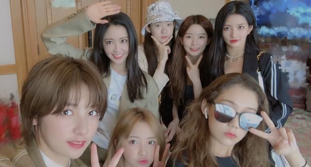 顿时|又有节目邀请硬糖少女303,得知嘉宾有吴亦凡邓伦,顿时想追了