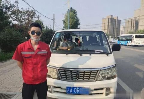  车载人超过|安全绝不能“挤一挤”！