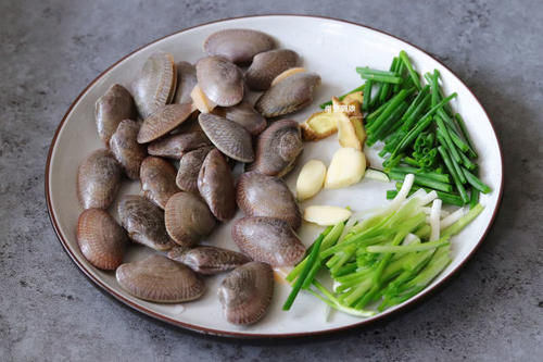 龙虾|秋天最该吃的海鲜就是它，价格亲民，味道比龙虾还鲜美，不吃可惜