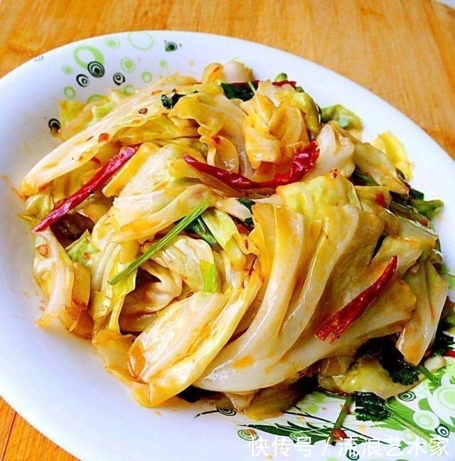 玉心|简单家常菜:香辣爆鸭胗,丝瓜鱼面筋,香辣炒包菜,玲珑玉心