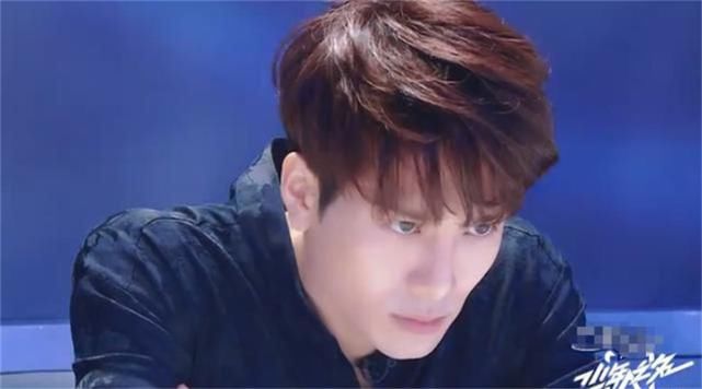 导师|最严导师王嘉尔空降,《少年之名》选手压力极大,表示要正面刚