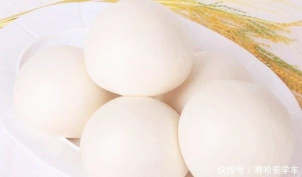 过年|过年蒸馒头,别再用酵母了,换成“它”,馒头松软清香,入口回甜