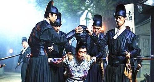 躲过|史载朱元璋被太监拦轿示警，才躲过被暗杀的一劫，是真事吗？