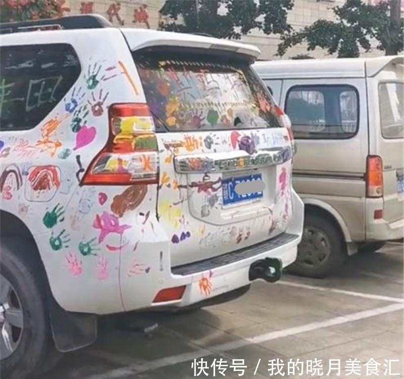  车主|3辆豪车被熊孩子涂鸦，业主却都声讨车主：自己干的啥事不知道？