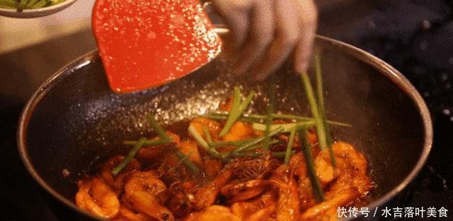 解馋|茄味油焖虾,用家常的做法,酸甜可口解馋又过瘾