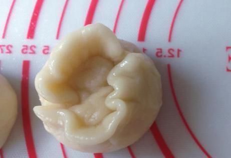 点心|夏天,绿豆别只会熬粥喝,教你新做法,皮酥馅香绵又软,早餐吃