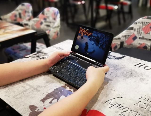  随身|随身畅玩《荒野大镖客2》，GPD WIN Max性能流畅