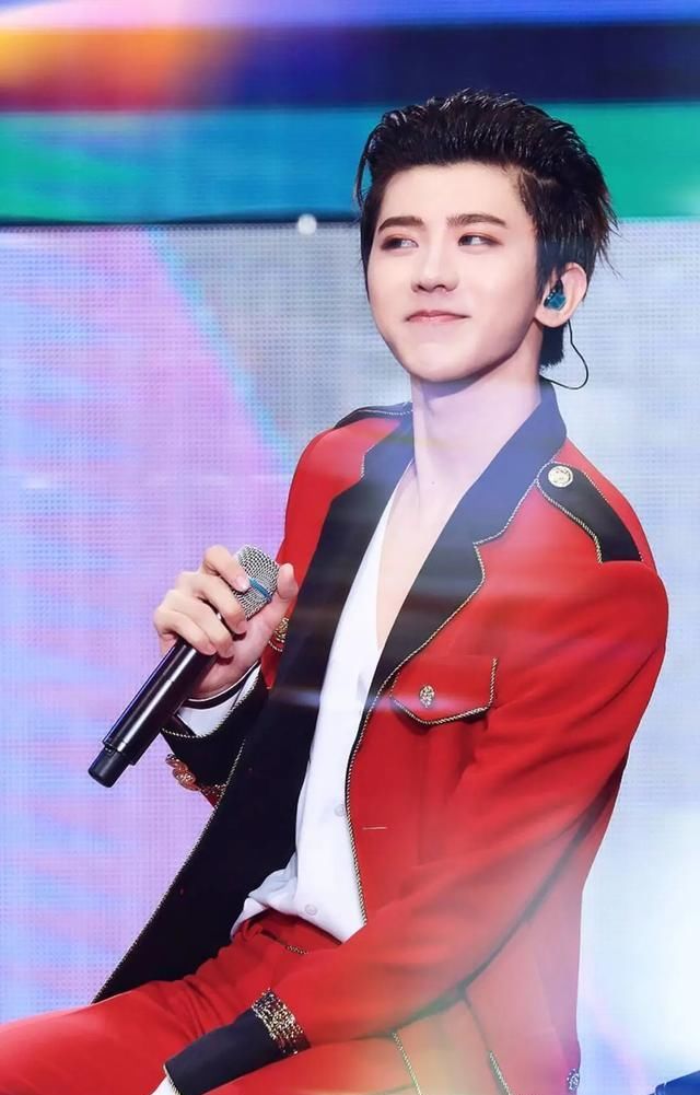  范丞丞|大厂男孩营业情况各不相同，范丞丞综艺多，林彦俊露面少