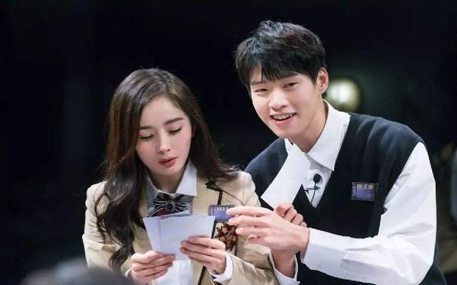  中合作过|江苏卫视晚会拟邀杨幂和魏大勋同台，杨紫和赵丽颖多年以后再聚首