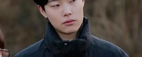 出道|丑成这样还能出道？一起看明星长相的真香打脸现场！