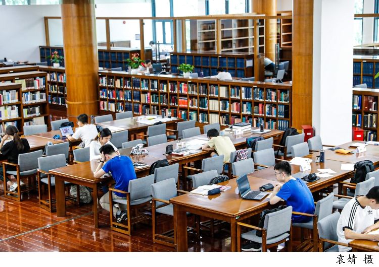别离|录取通知书也是一张别离的车票，留给父母的只有渐行渐远的背影……