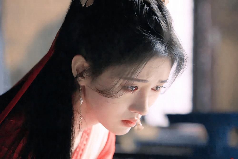 240218 鞠婧祎饰演的韩菱纱赋予角色真挚情感，阐述对人物深情的诠释