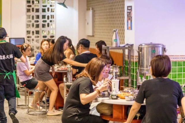 菜品|江南西也有电台巷火锅!80+种菜品…