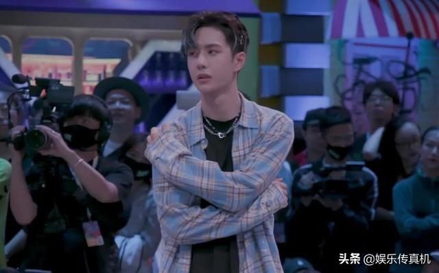  张艺兴|看完《这！就是街舞》4位队长斗舞，感觉赛果已经不重要了