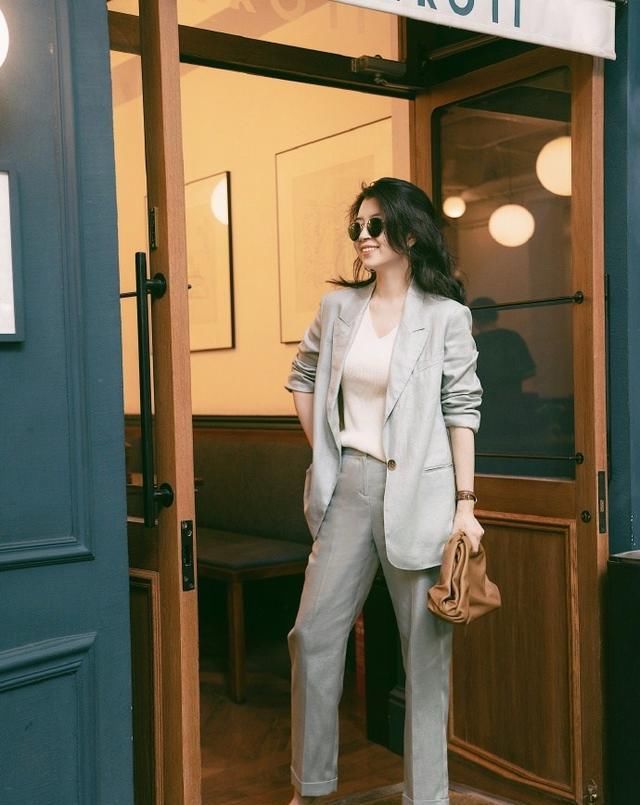 搭配|对三木不服不行,衣品好就算了,在包包的搭配上居然也如此优秀