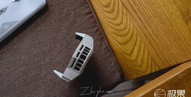 游戏|144Hz “滑”到手软,银翼风暴堪比“空调”,这款手机简直就是为游戏而生。