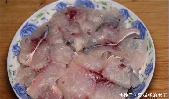 方法|才发现,原来草鱼去刺这么简单,2分钟学会,鱼刺去除快速又干净