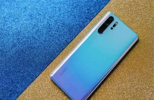 直线|华为旗舰机价格直线下滑,麒麟980依旧强悍,网友直呼买早了