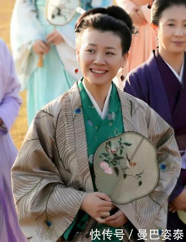 豪门|26岁获得影后,北影校花,却遭大23岁导演抛弃,今嫁入豪门成赢家