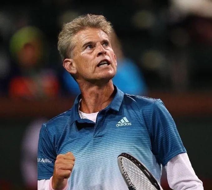  八年|打了八年网球后，我终于彻底断了改动作的念想