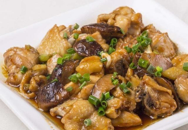  好吃|两道蒸菜“粉蒸排骨”，“香菇蒸滑鸡”，这样做好吃又美味