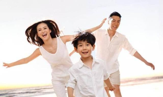  节目|霍思燕家的嗯哼上热搜了，情商高又暖心的孩子怎么养成的？