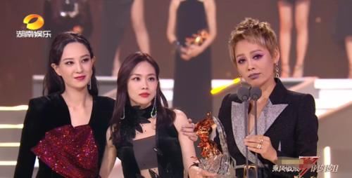  台前|《浪姐》宁静好刚！台前狠怼黄龄！后台因李斯丹妮抱团被宁静讽刺