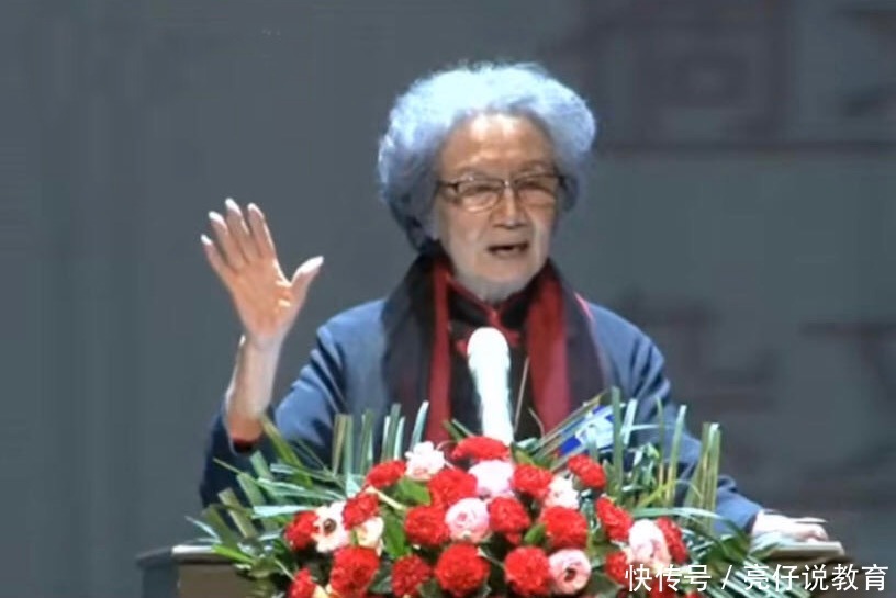 古诗|何炅揭秘“大变脸”撒贝宁有了“危机感”:它来了!它带着杀气终于走来了