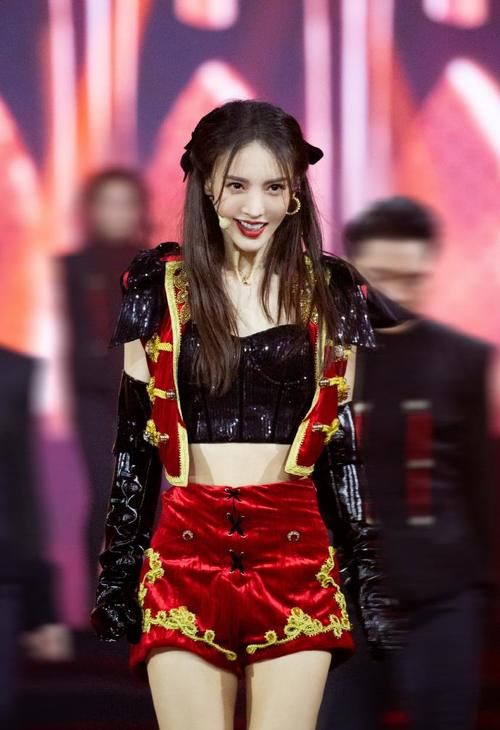  丹妮|《浪姐》最新排名：孟佳、万茜、李斯丹妮居前三，伊能静垫底