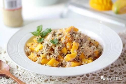 简单|在家自制芒果藜麦沙拉,常吃增强抵抗力,简单易学别错过