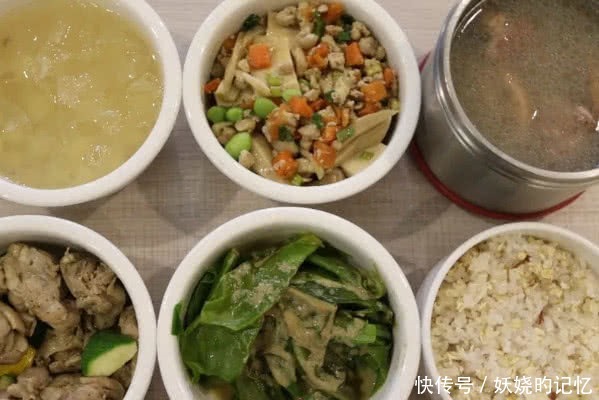 午餐|看了贾静雯家的午餐,再看霍思燕家的午餐,看看就知道谁嫁得好!