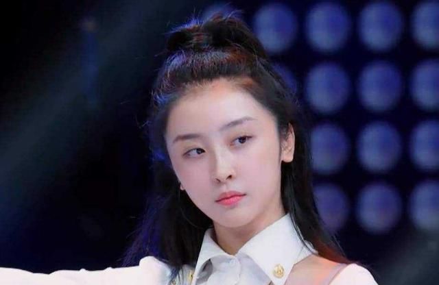  担心他|THE9成员的脑回路太好玩，参加《极挑》的她们送的礼物太有冲击力