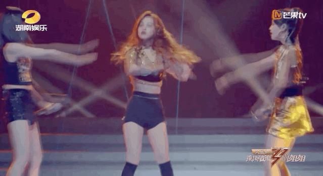  爆炸|凭“双料冠军”美爆炸热搜的她，才不是无辜“被绿”的傻白甜