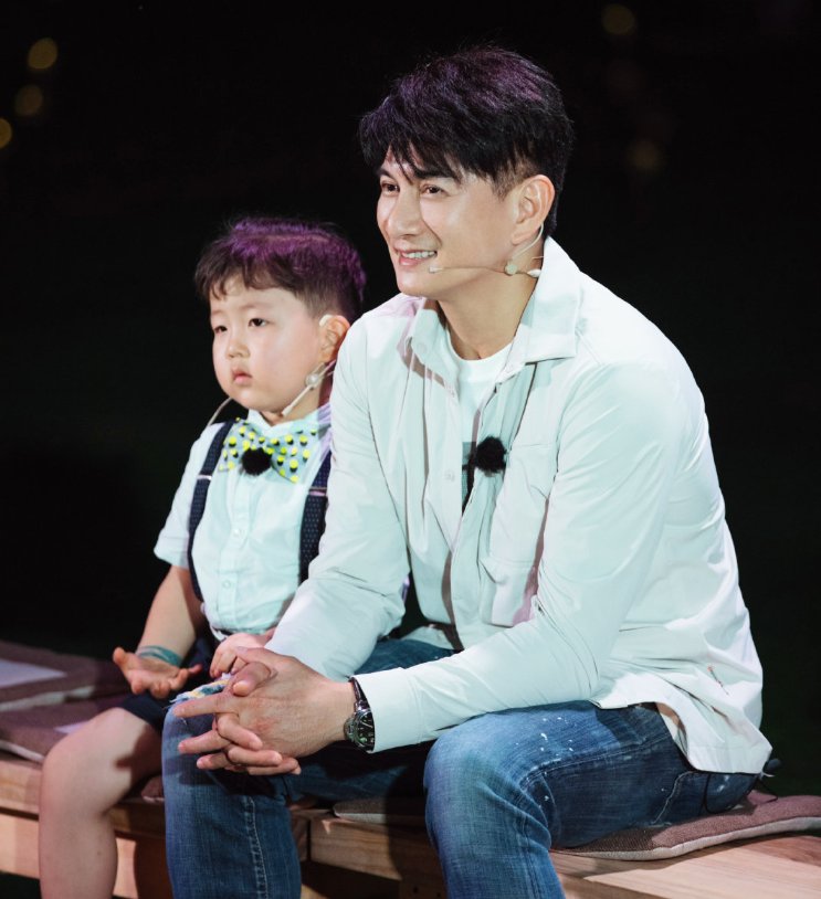  出席|《奇妙小森林》收官，嘉宾盛装出席，我却被谭松韵郑爽给美到了